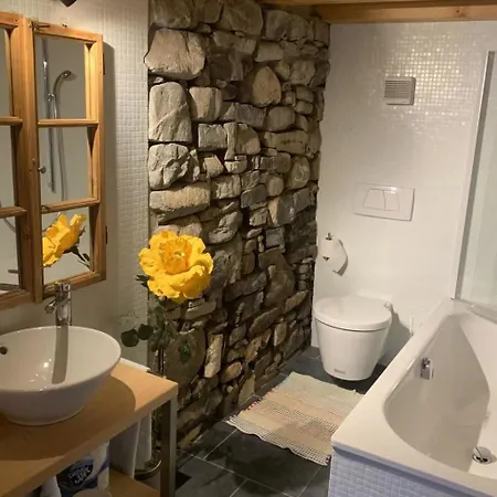 Gartenstudio Belle Vue Appartement-fewo- Bad- Wc- 1 Schlafraum By Interhome